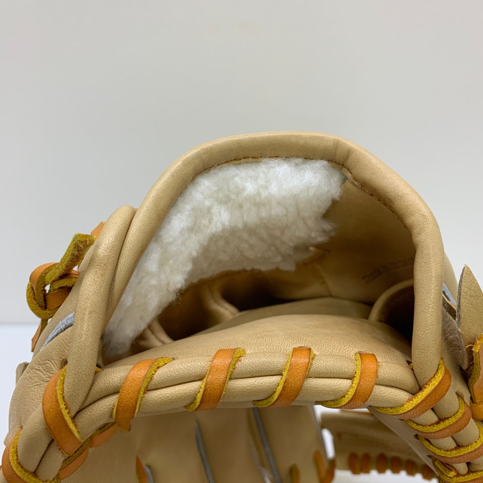 ま*る様 YGS レッド 硬式グローブ 収納袋付き sub_01.jpg