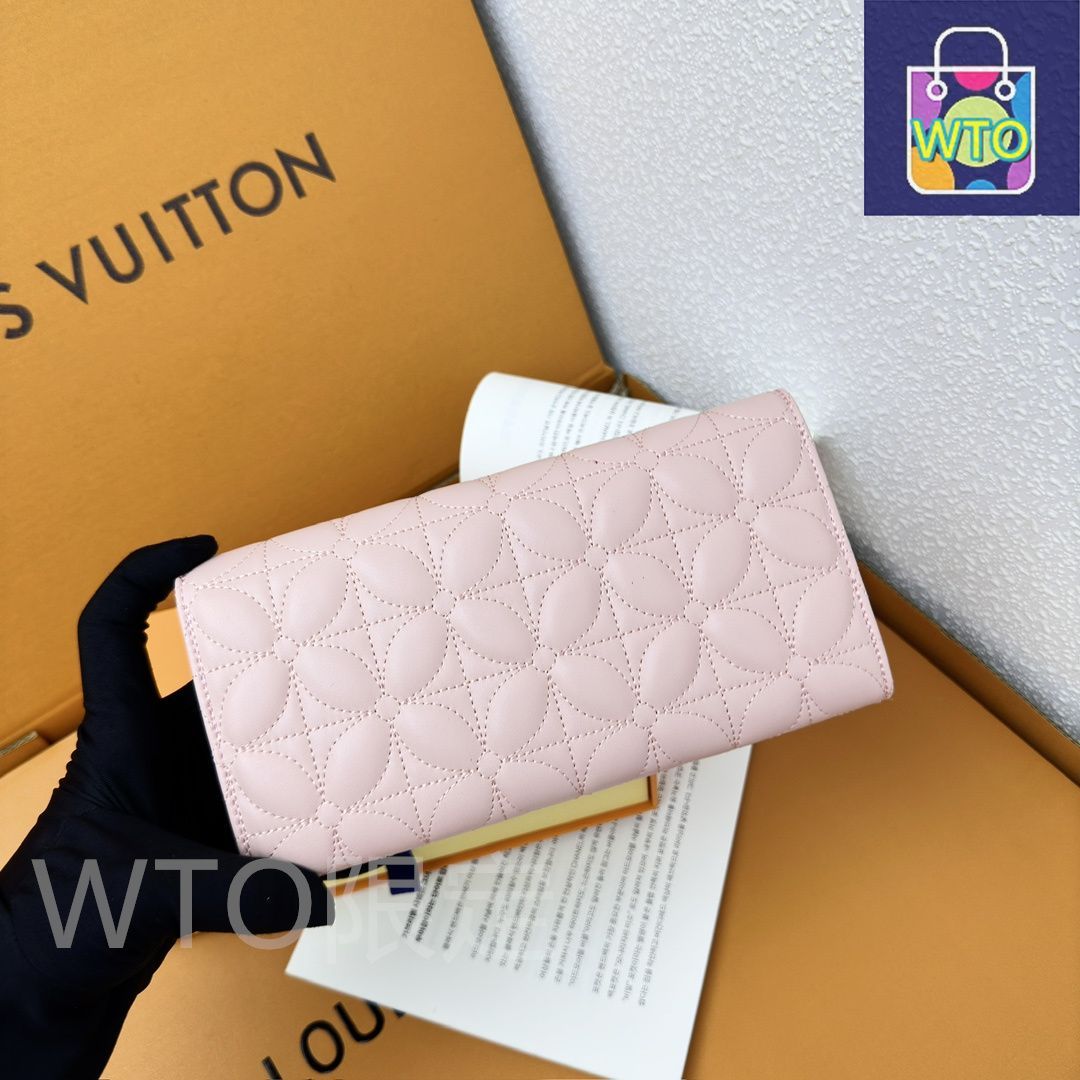 モノグラム刺繍