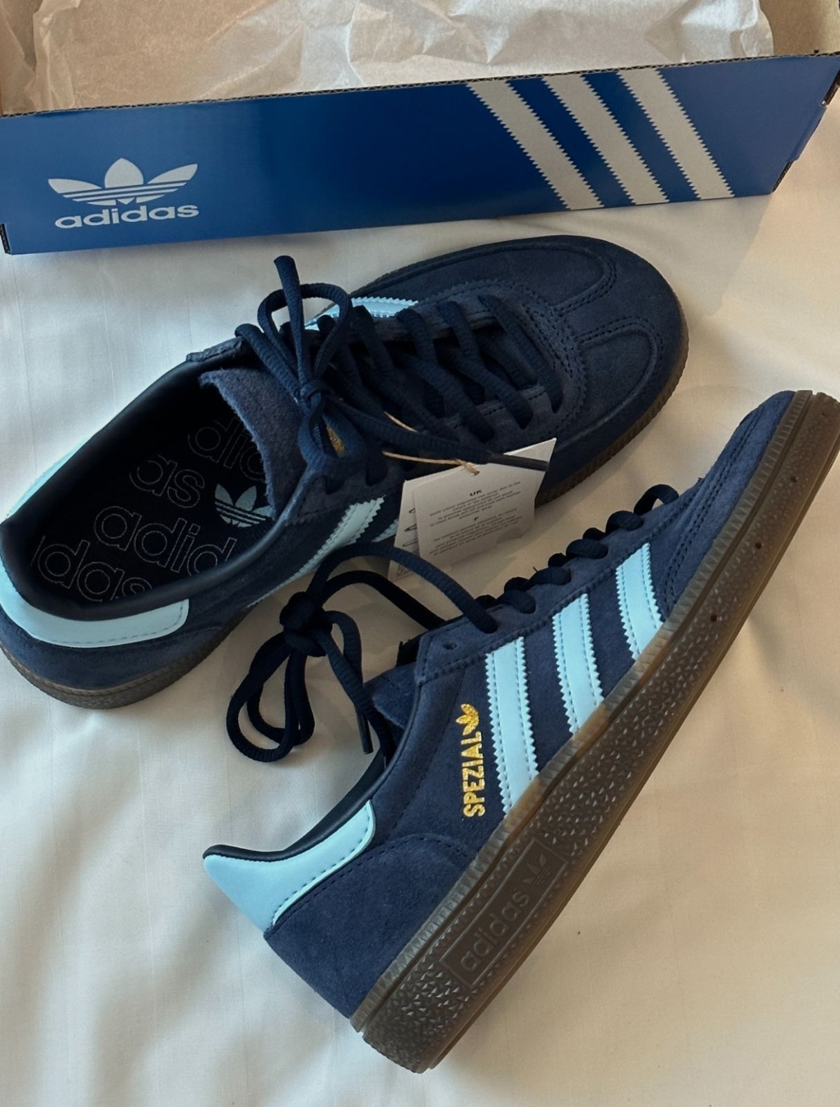 新品未使用 BD7633 Adidasスニーカー スペツィアル adidas originals HANDBALL SPEZIAL 男女兼用