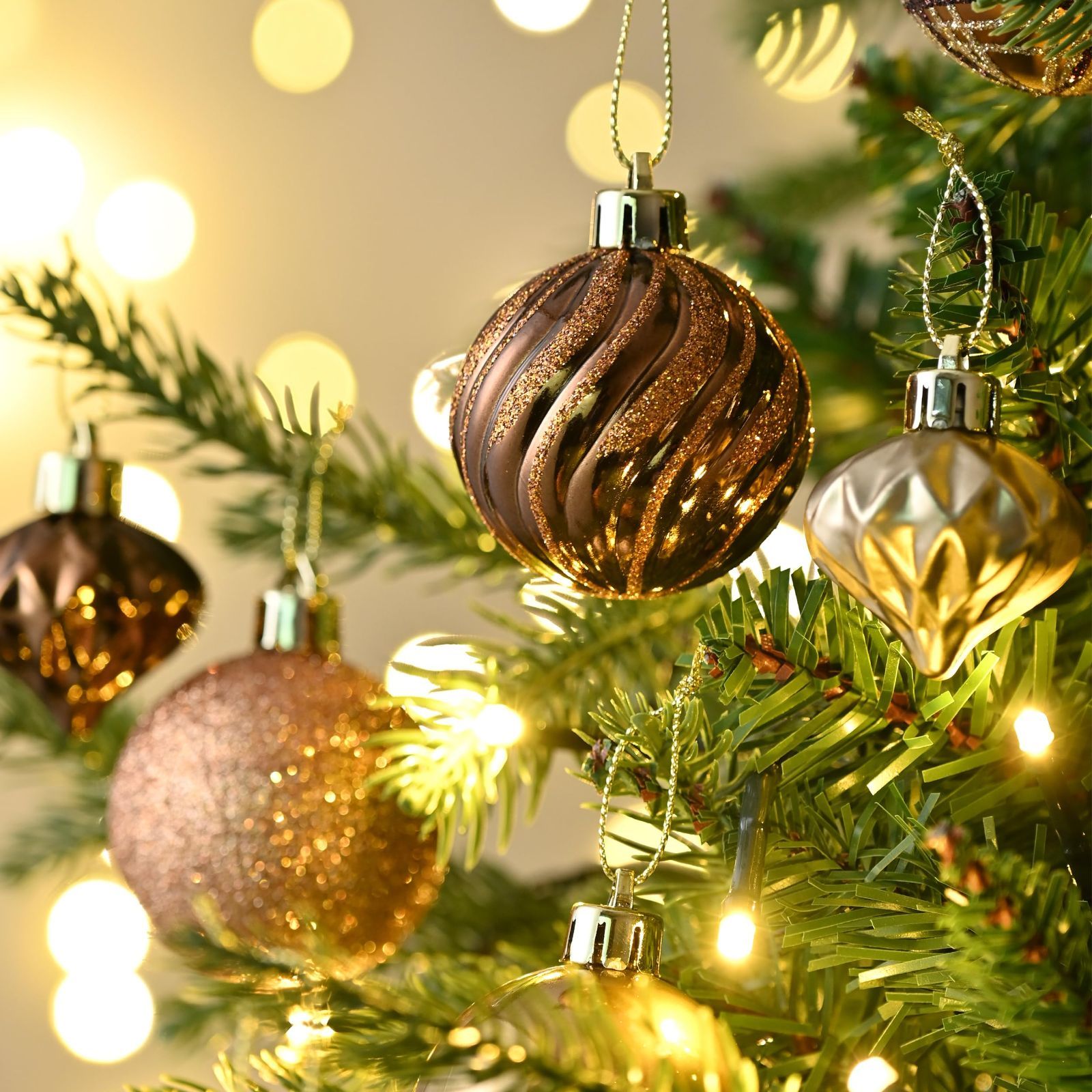 赤と金のクリスマスツリー 小型 装飾付き 楽天市場】クリスマスツリー 卓上 60cm おしゃれ 北欧 ライト付