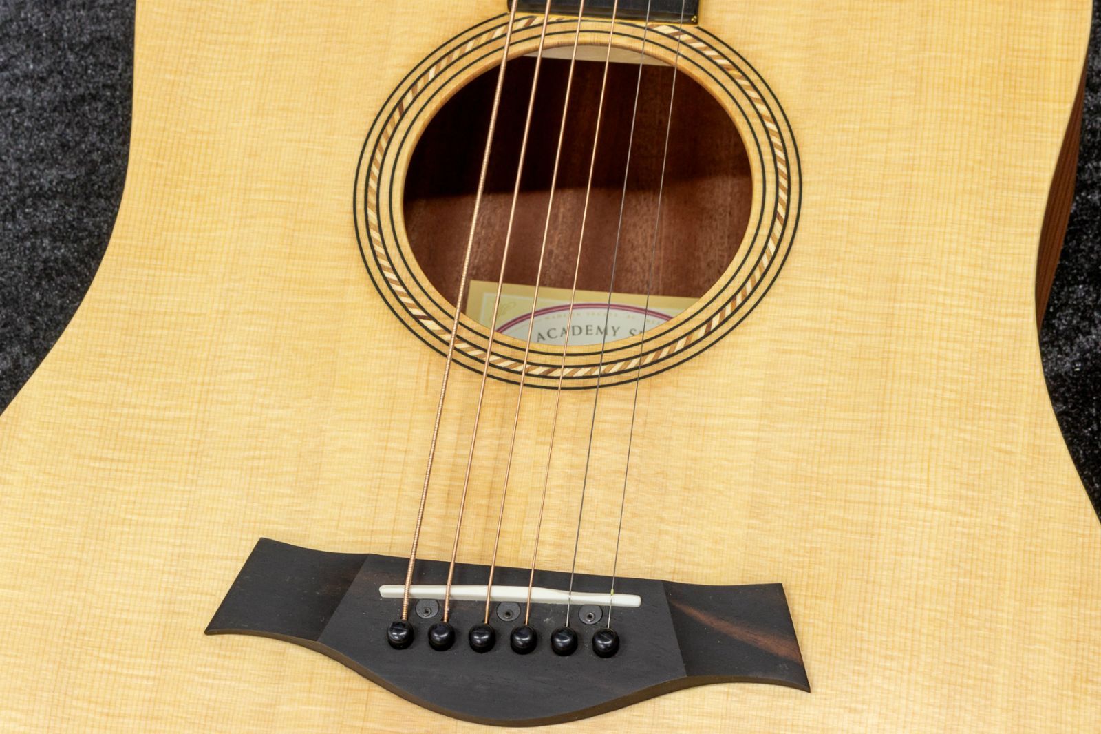 Lumber LDG10TS +Louis LT3＋ヒストリー ギターピック
