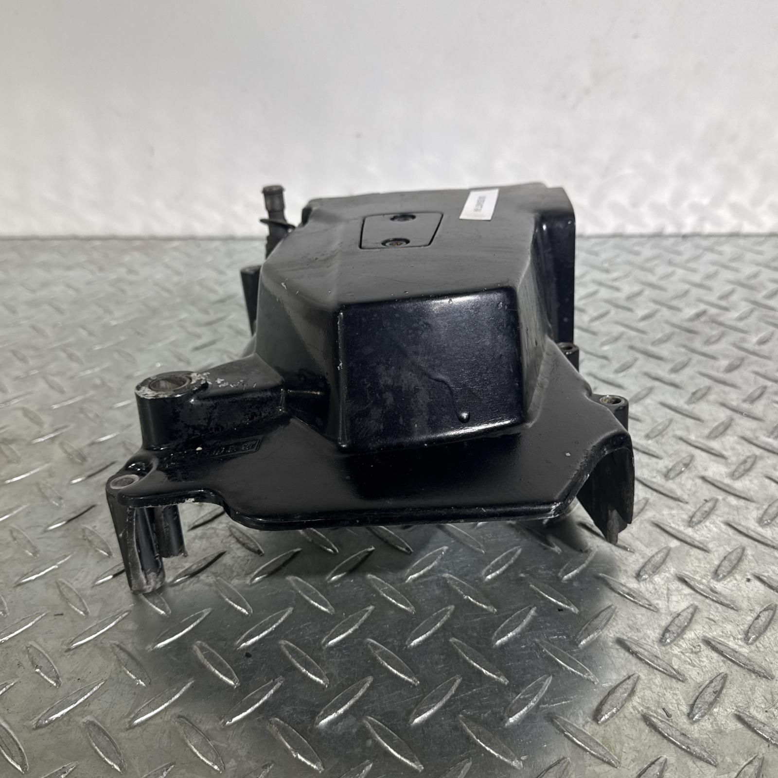 Z750GP スプロケットカバー