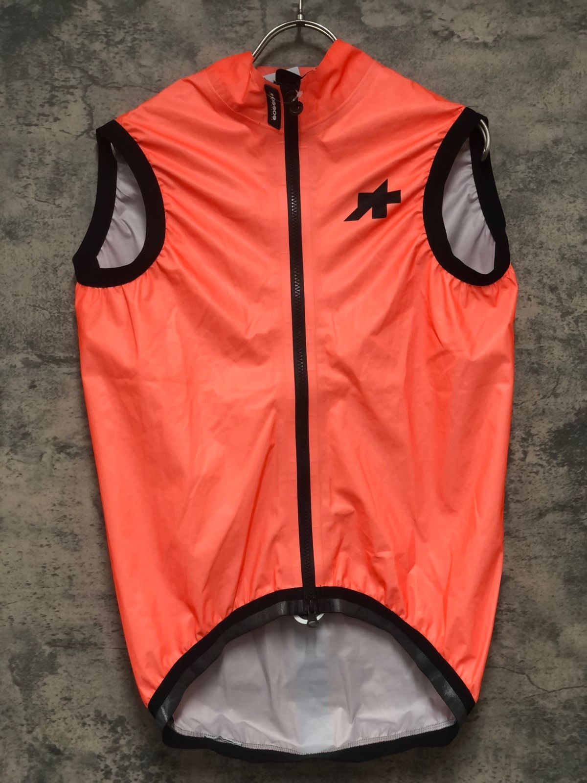 IY020 アソス Assos EQUIPE RS Schlosshund ジレ レインベスト ピンクオレンジ S