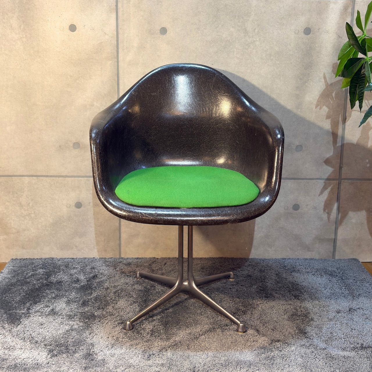 VINTAGE Herman Miller|Vitra Eames DAL ラ フォンダ アームシェルチェア | LA FONDA FRP 1970s