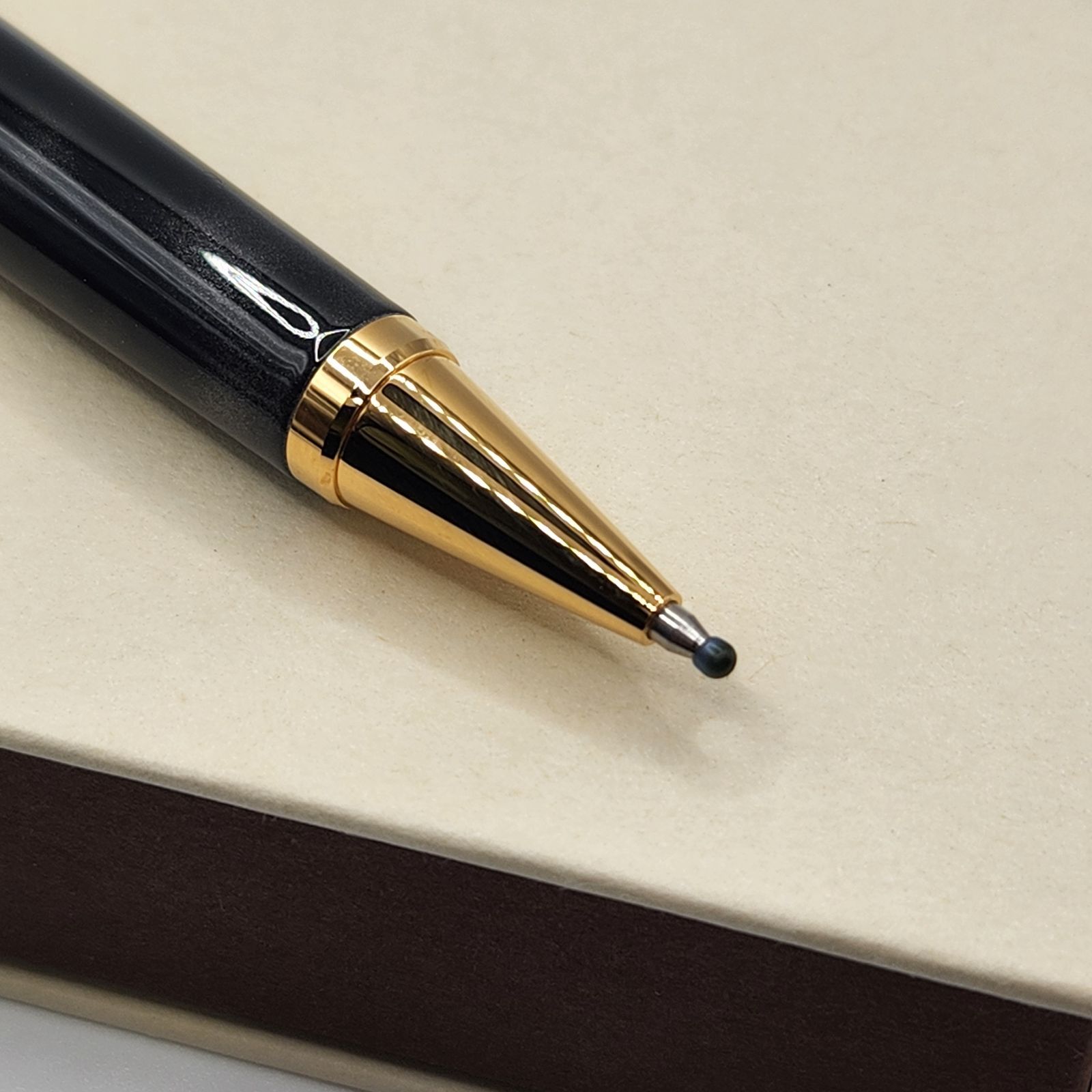 PILOT パイロット 油性ボールペン RAIZ ライズ 限定品 - メルカリ