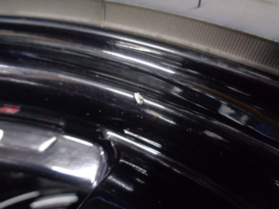 16インチ ホイール