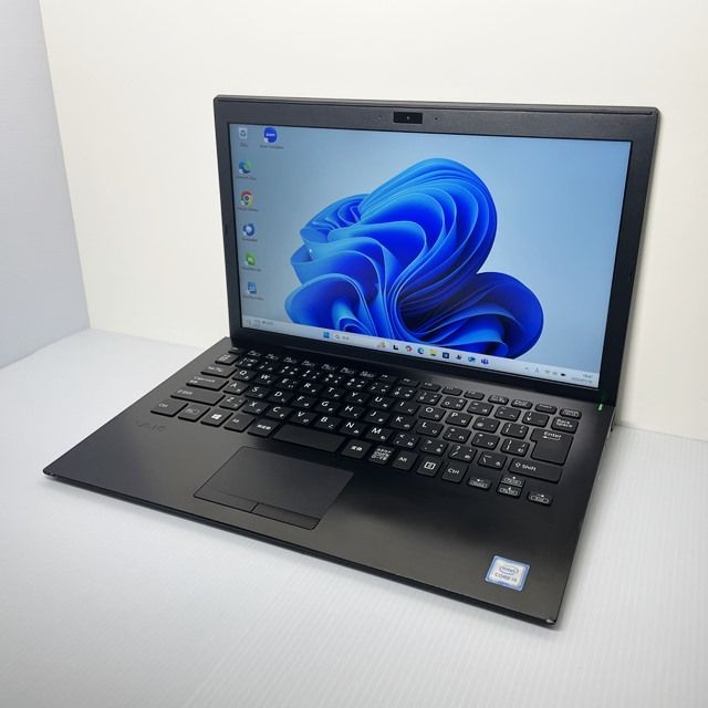 PGノートパソコン バッテリー約９時間もあり外使い最適PC