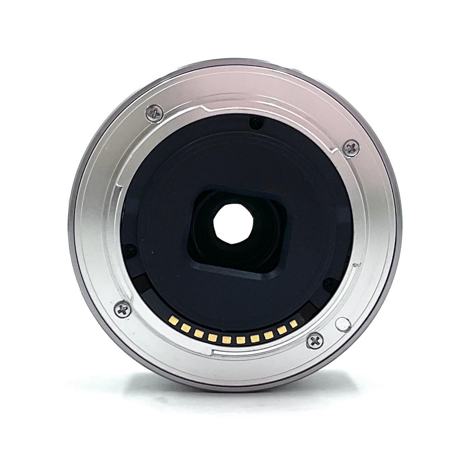 16mm F2.8