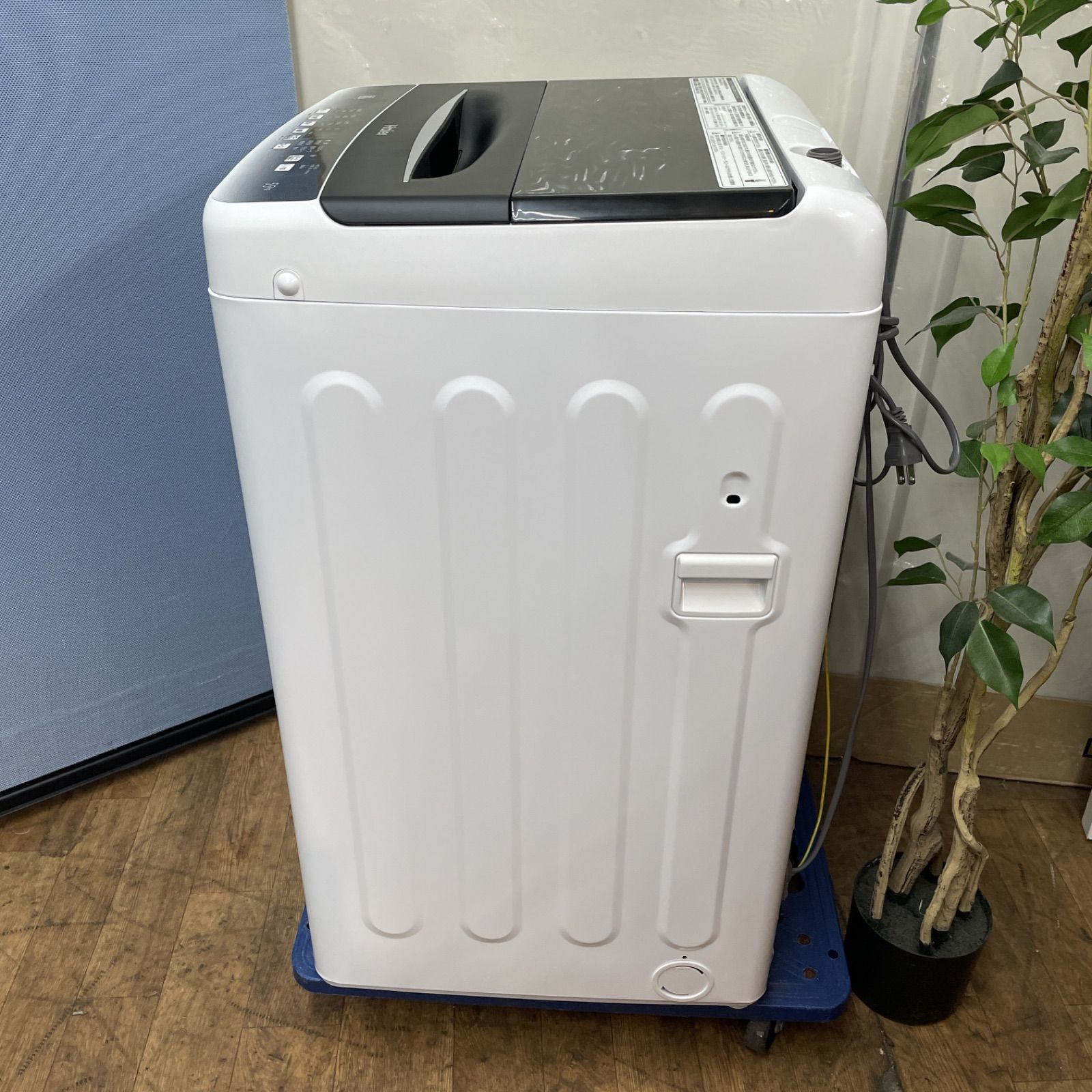 名古屋市近郊配送設置無料⭐I733 🌈 2023年製の高年式♪ Haier 洗濯機  