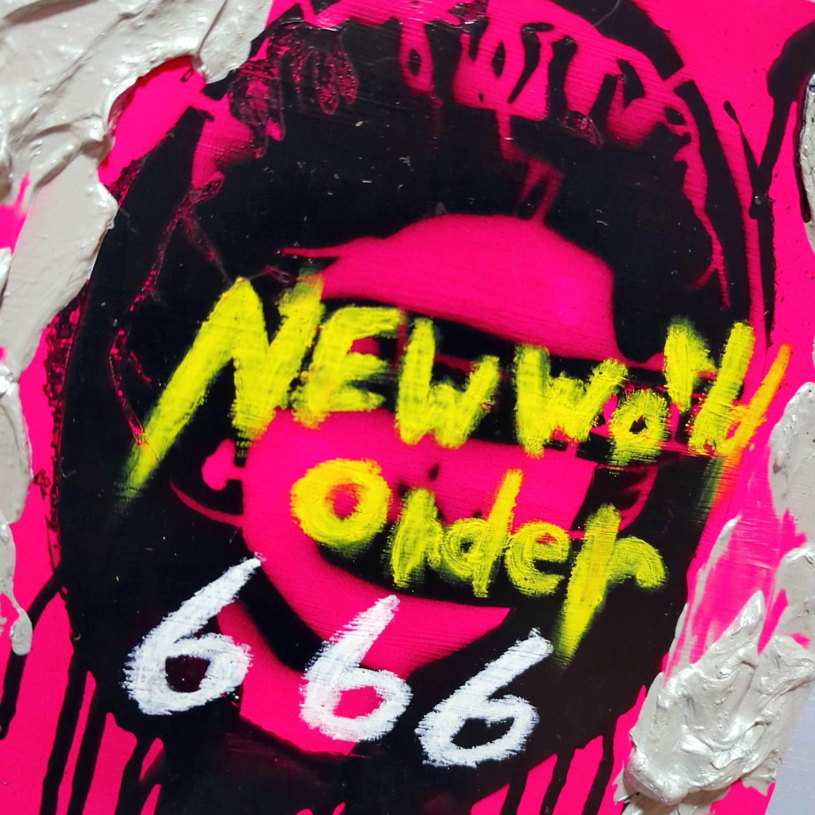 2022年製作】 NEW WORLD ORDER#1 ステンシル 現代アート 絵画 個性的