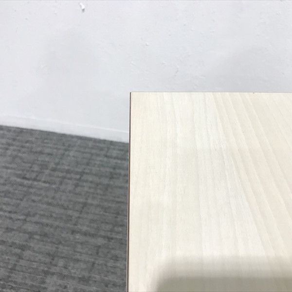 ミーティングテーブル