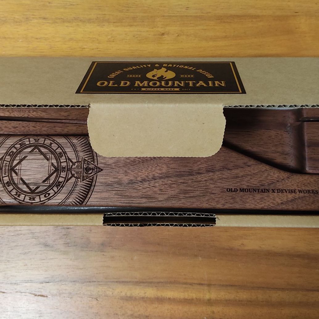 デバイスワークス オールドマウンテン HIJIWARU 紋章柄 ウォールナット