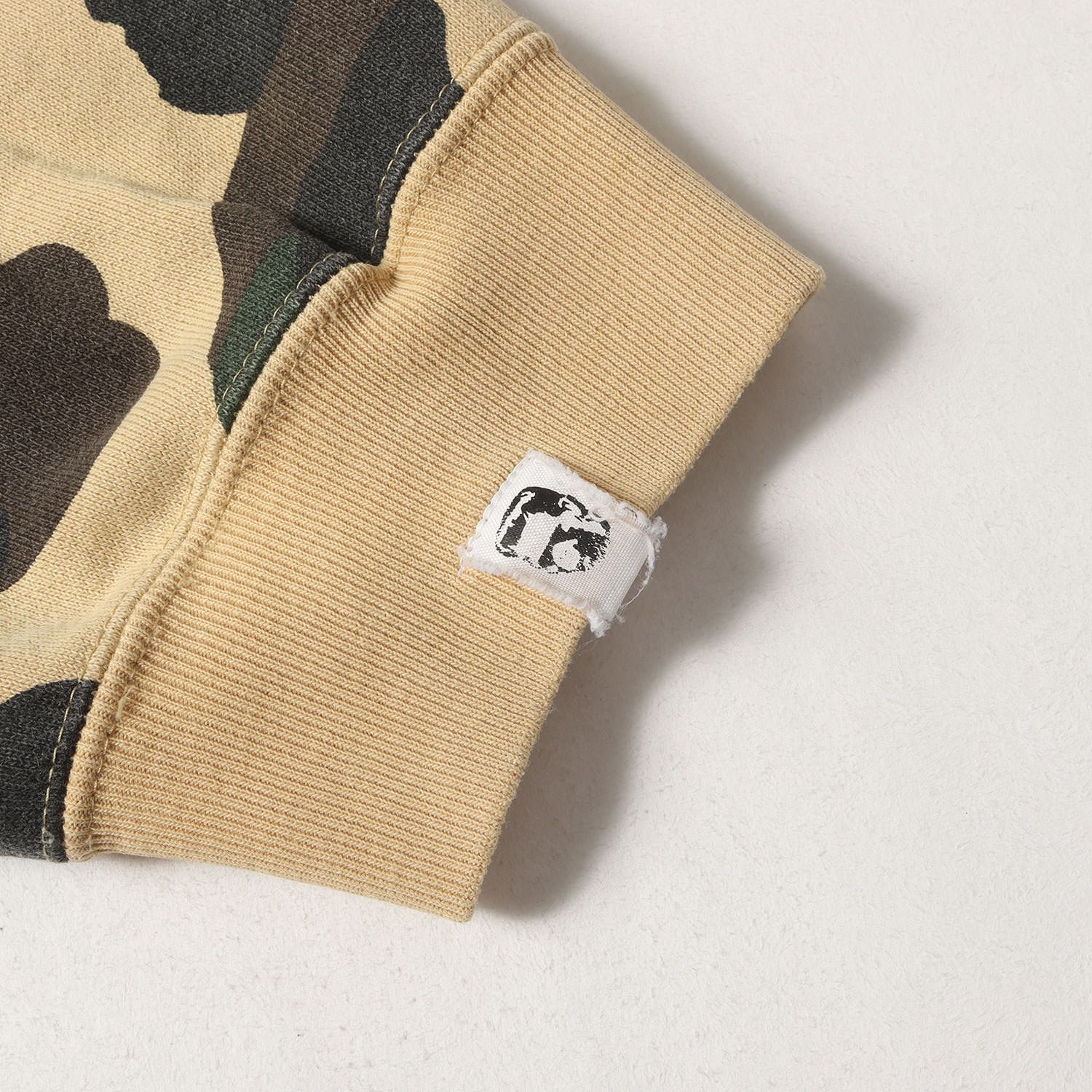 A BATHING APE ア ベイシング エイプ パーカー イエローカモ サイズ:XL 