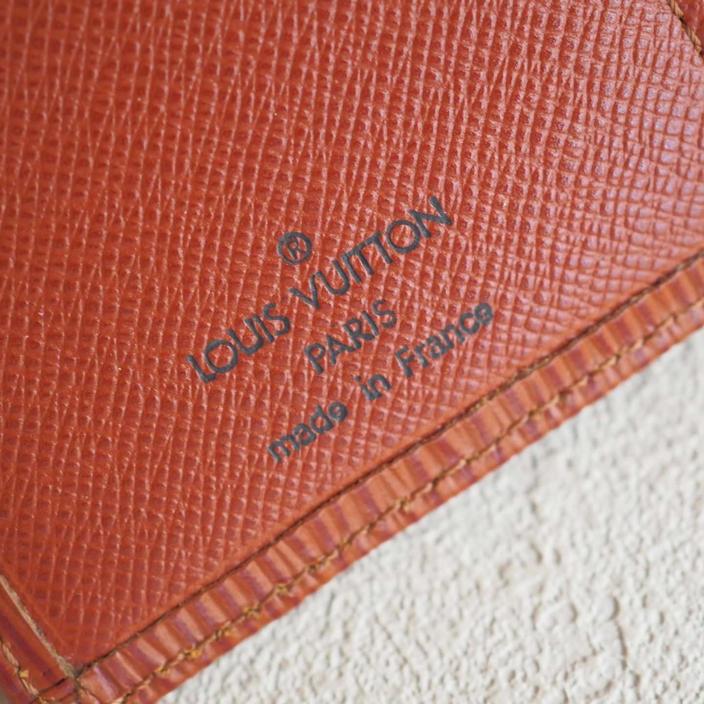 美品 ルイヴィトン 折り財布 ポルトフォイユ・ヴィエノワ エピ がま口 良品☆ ルイヴィトン LOUIS VUITTON エピ ポルトフォイユ ヴィエノワ