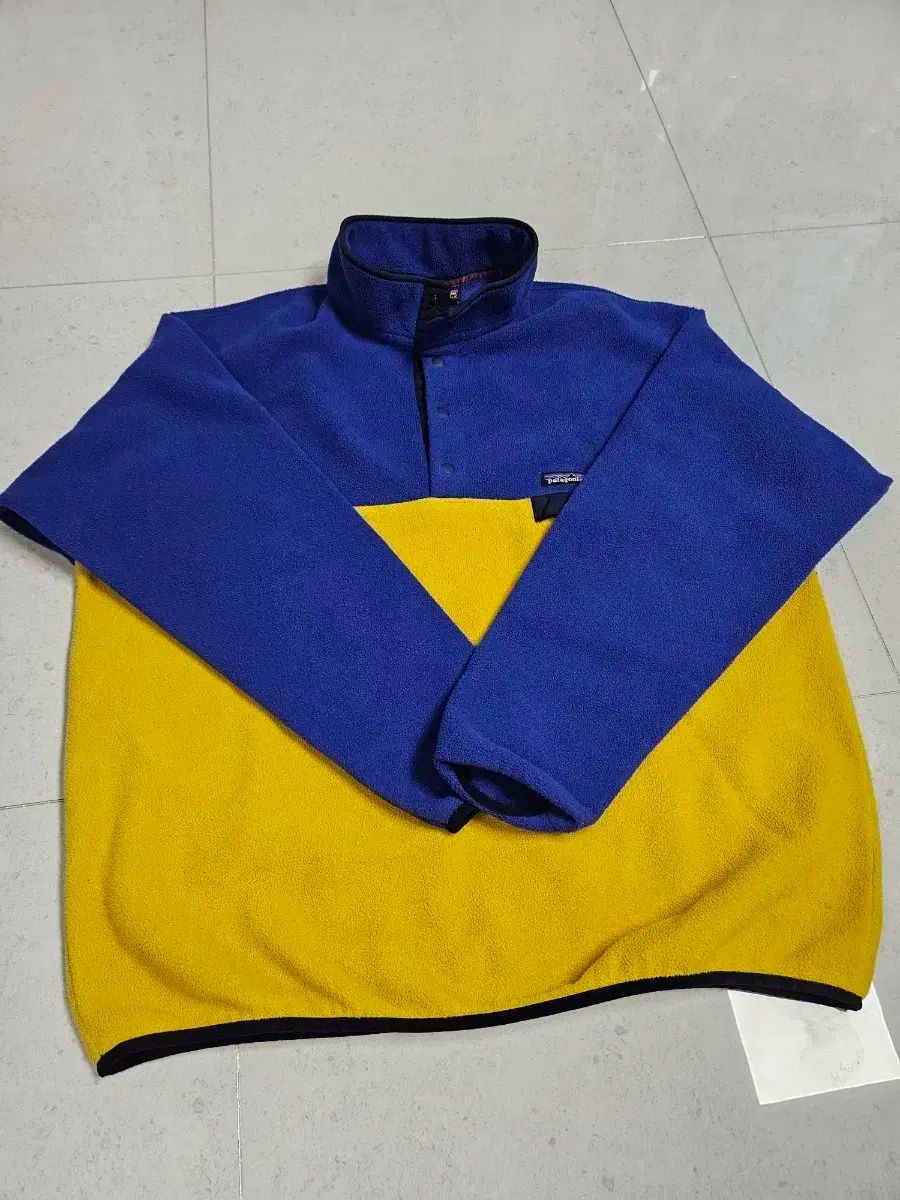 patagonia パタゴニア Synchilla シンチラ xxl ブルーイエロー