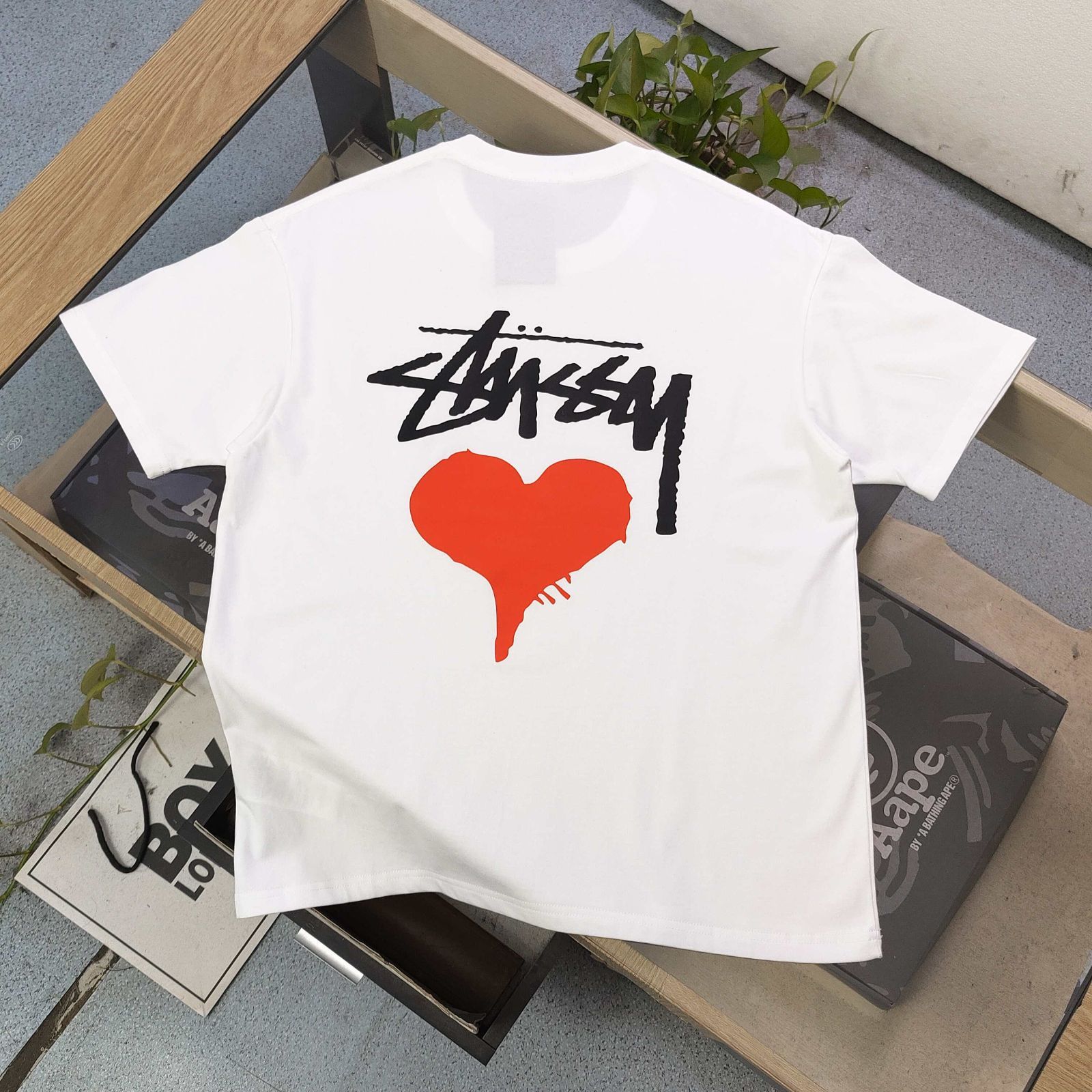 Stüssy ハートプリント Tシャツ　M Stussy ハートプリント Tシャツ Lサイズ - メルカリ