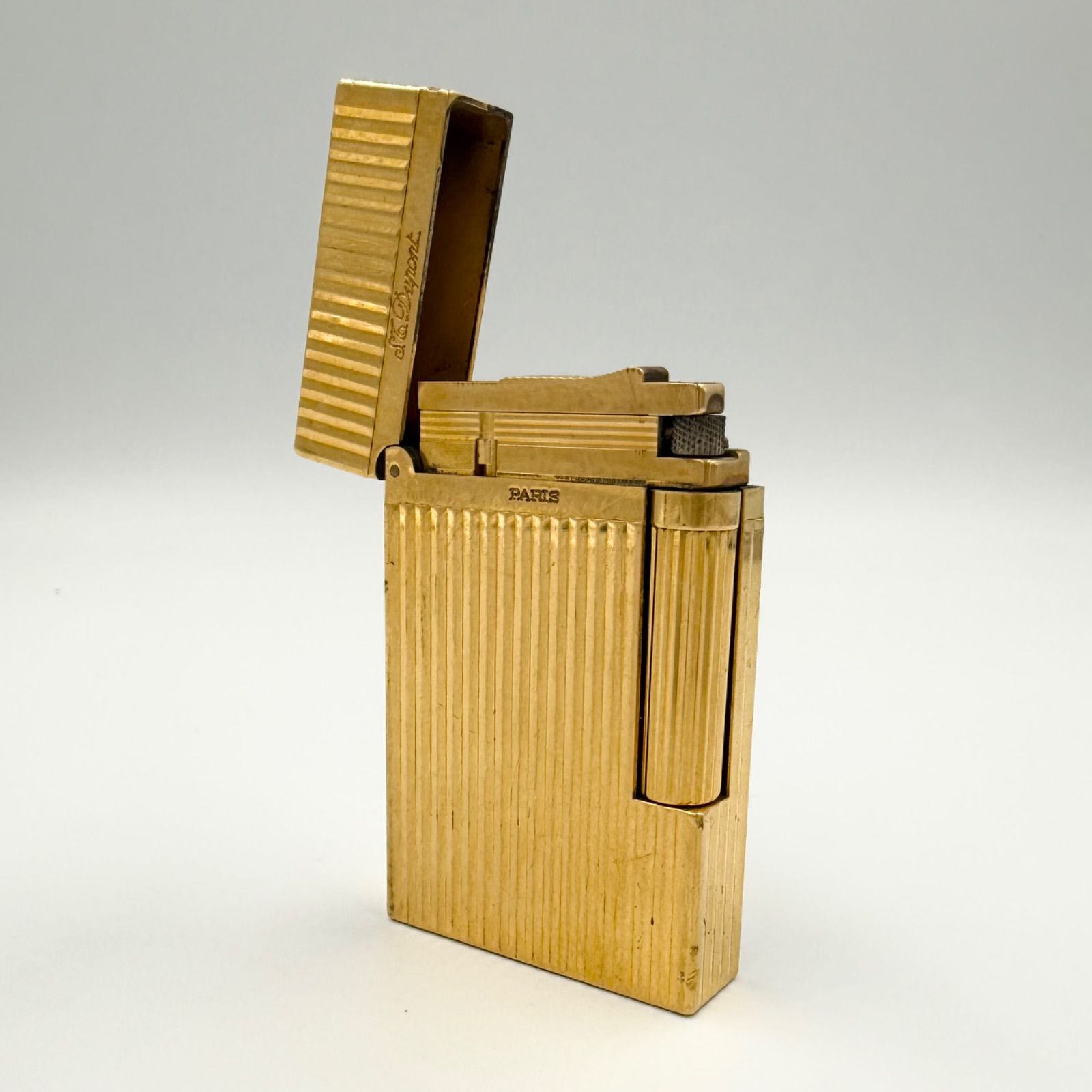 デュポン　ガスライター　金色　ユーズド品　ガス漏れ未確認　少々難あり！！ K2412-115 S.T. Dupont⁄デュポン ガスライター LINE1S ラインカット