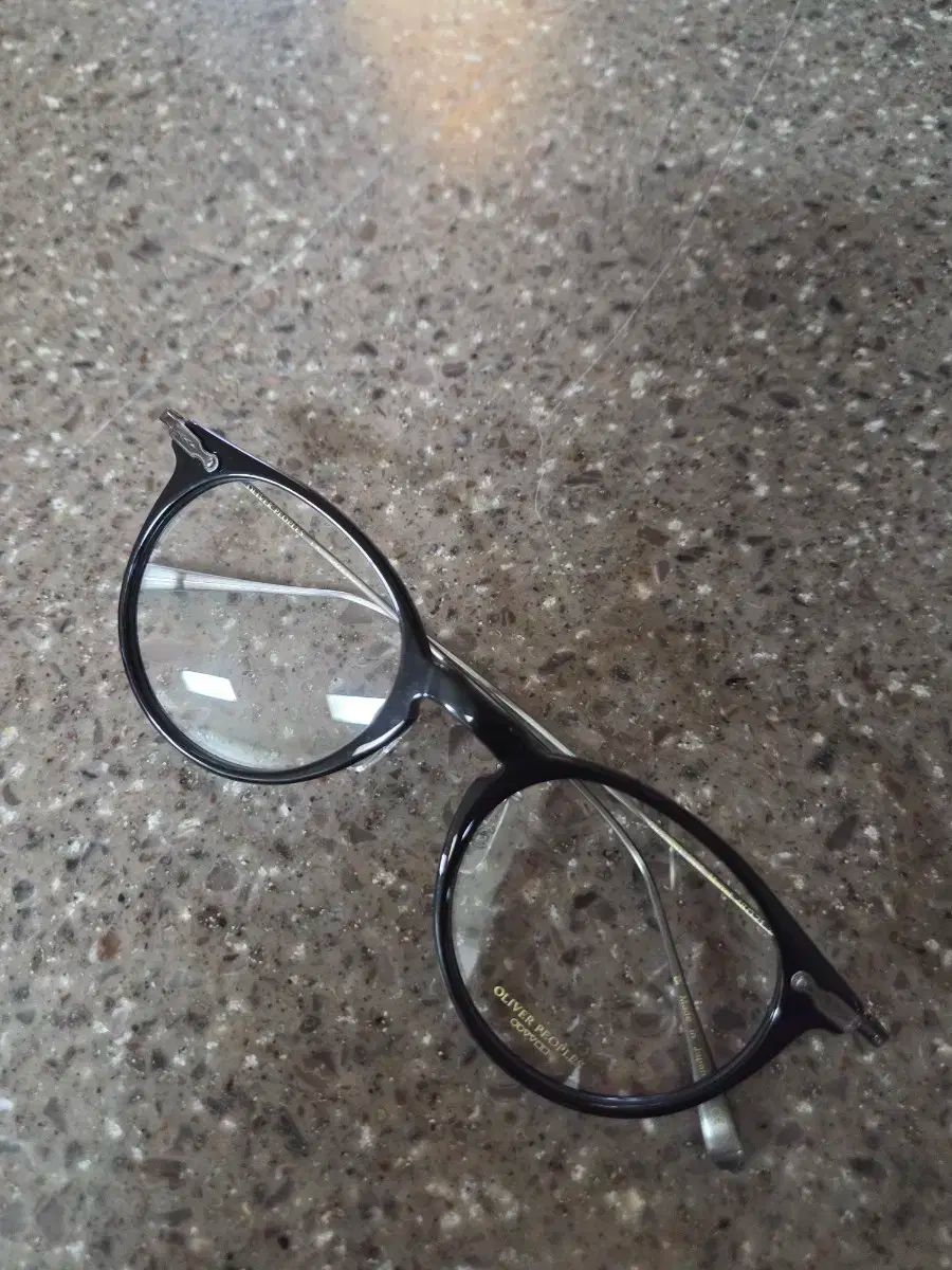 オリバーピープルズ マレット