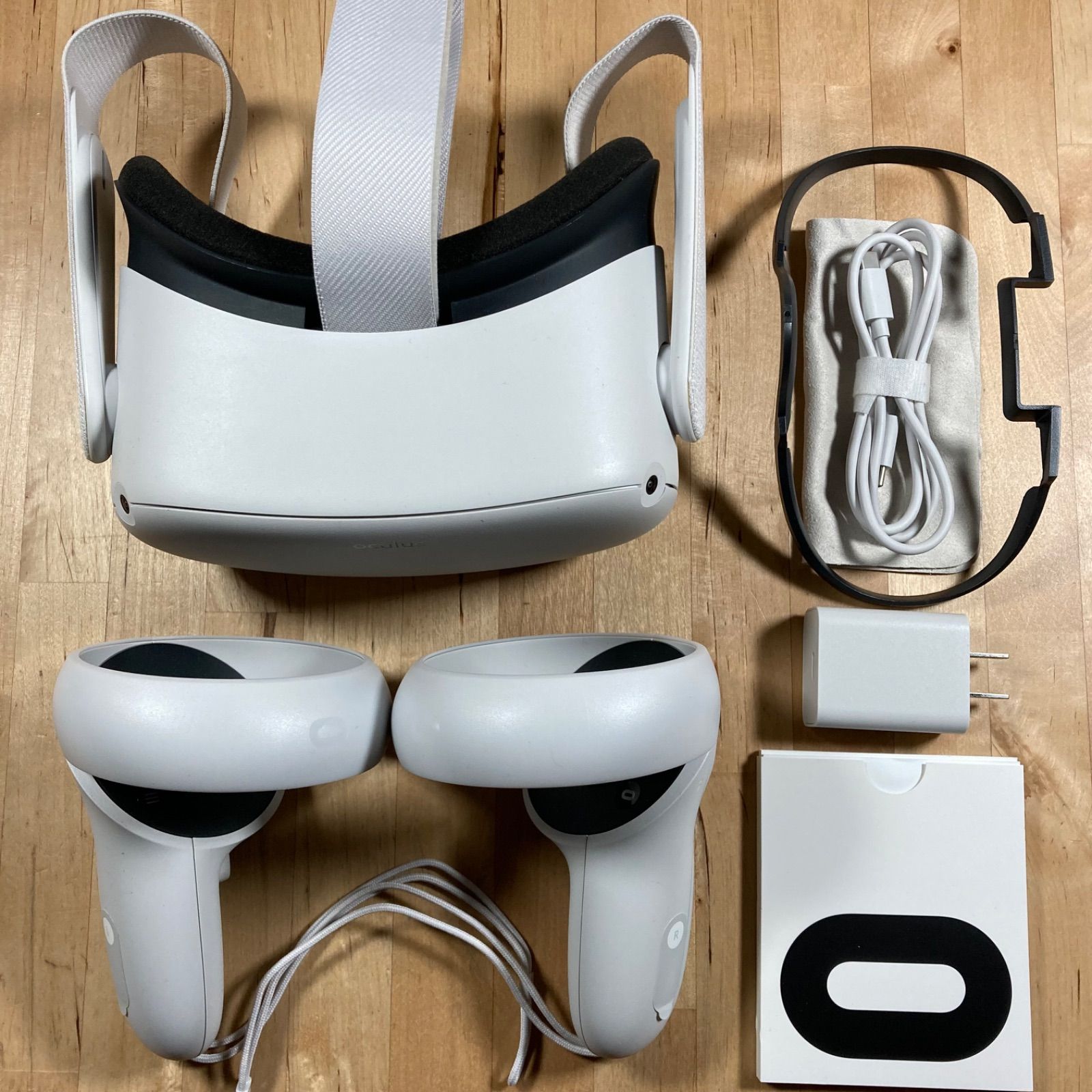 Oculus Quest 2—完全ワイヤレスのオールインワンVRヘッドセット—64GB【ハードケース付】 - メルカリ