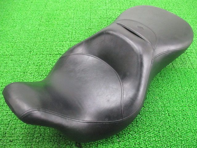FLTR シート ハーレー 純正 中古 バイク 部品 08- ツーリング ロードグライド そのまま使える 修復素材に カスタム素材に 車検 Genuine