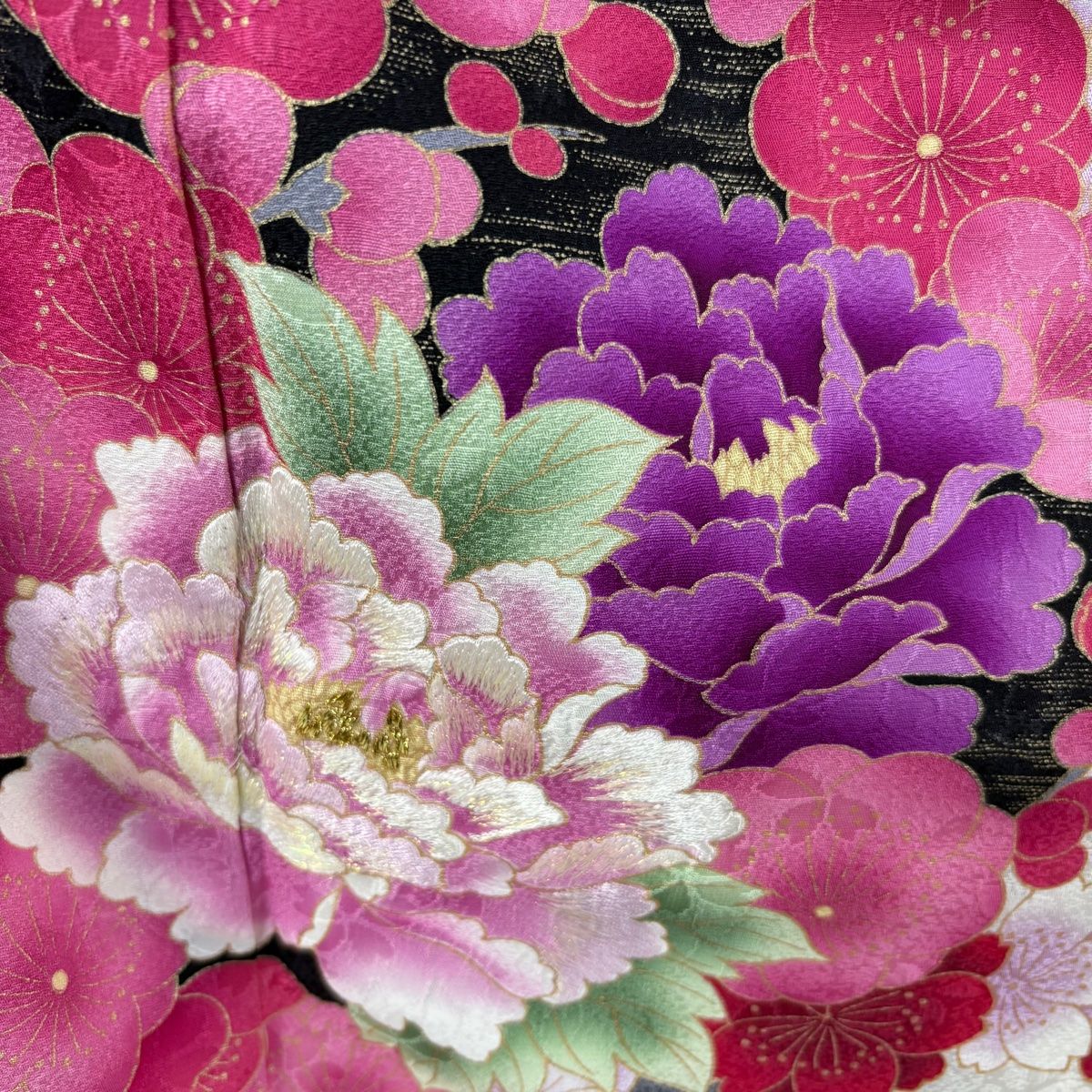 振袖 身丈170cm 裄丈67cm M 袷 桜 牡丹 箔 金彩 クリーム 正絹