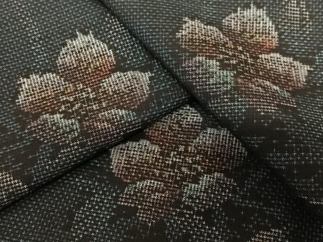 平和屋着物●本場大島紬　9マルキ　総絣　草花文　正絹　逸品　AAAV7113zg 平和屋着物○本場大島紬 9マルキ 花唐草文 正絹 逸品 CAAU9867vf 平和屋