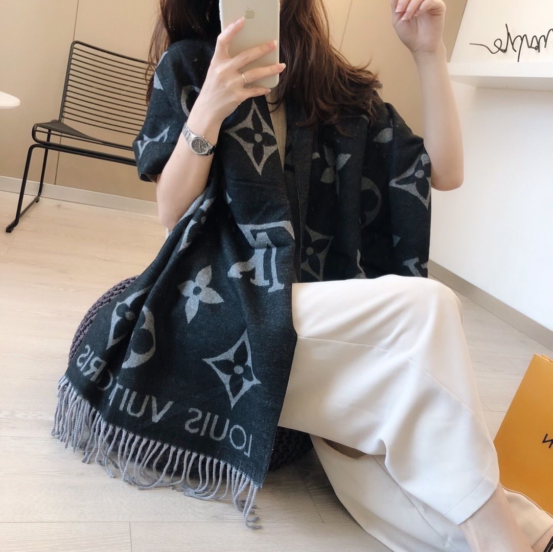 ☆人気.可愛い☆極美品 ルイヴィトン Louis Vuitton マフラー ストール - メルカリ