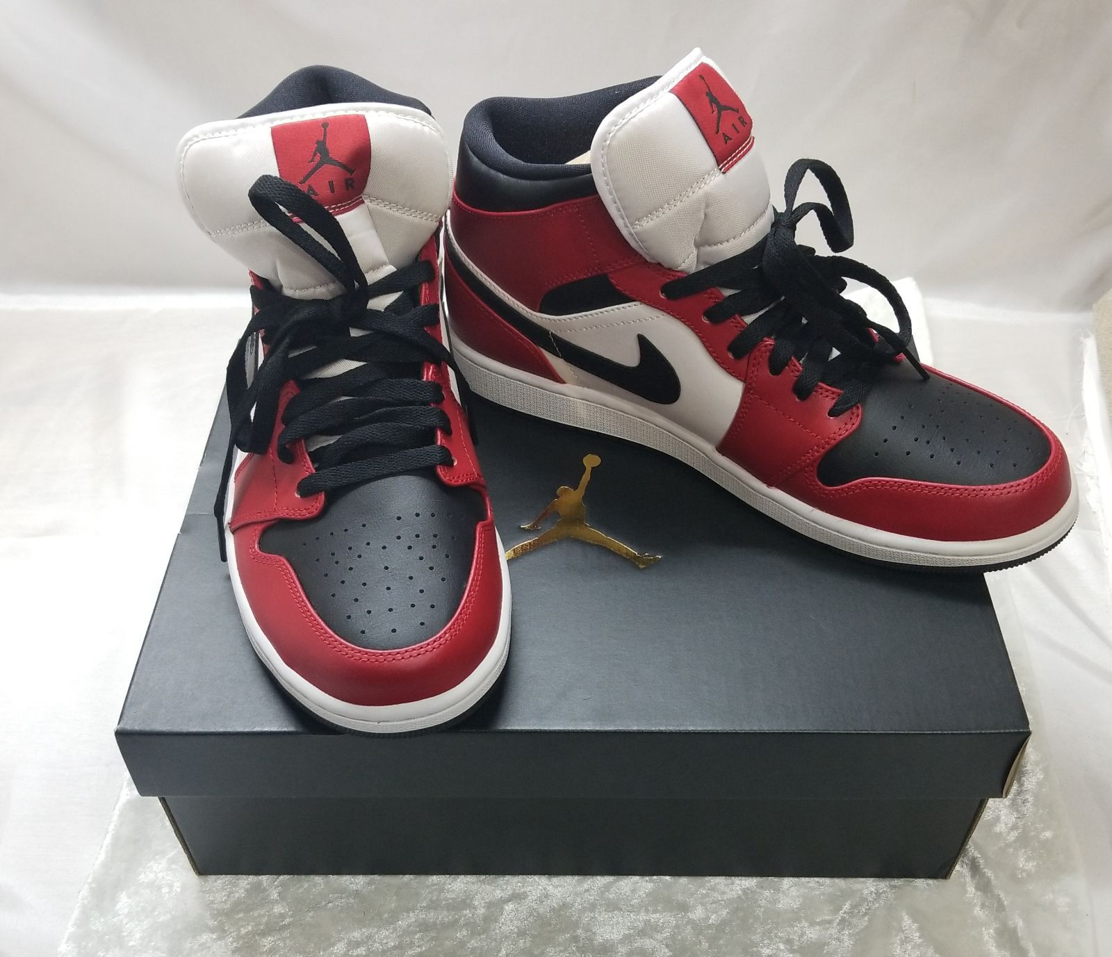 Air Jordan 1MID赤黒 ハイカットシューズ28.5cm SALE!】Nike Air Jordan 1 赤黒ハイカットシューズ MID CHICAGO