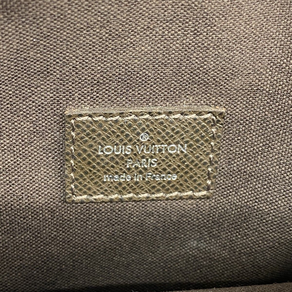 美品 ルイヴィトン タイガ ディミトリ M32468 グリズリ ショルダーバッグ □ルイ ヴィトン□ タイガ ディミトリ ショルダーバッグ グリズリ M32468