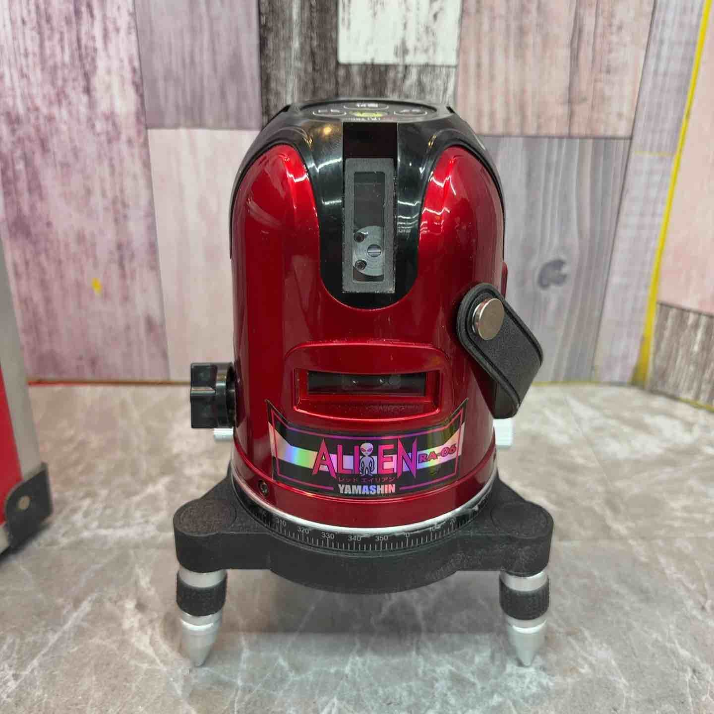 山真製鋸 YAMASHIN レッドエイリアン レーザー墨出し機 RA-06 八潮店
