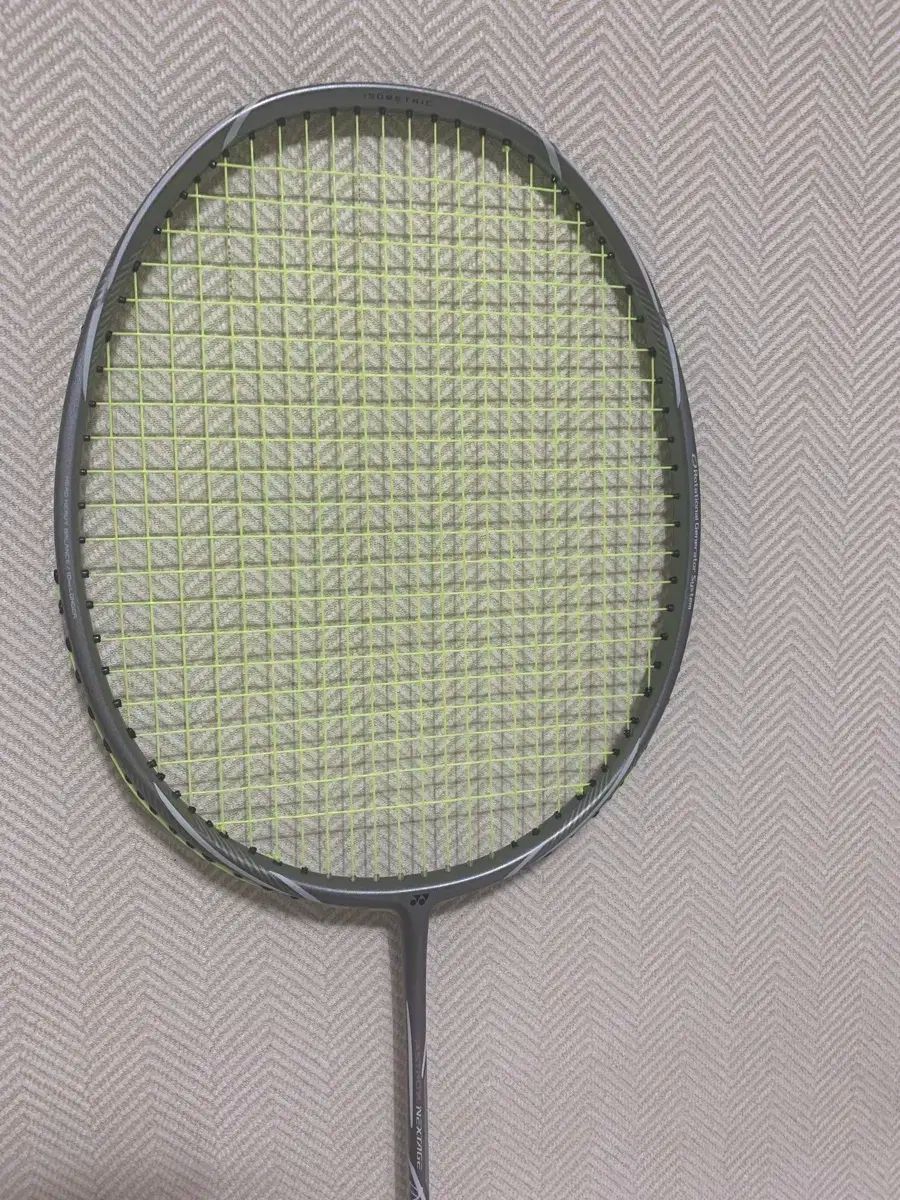 YONEXバドミントンラケット100tourva g6 TOUR BP 4ug5