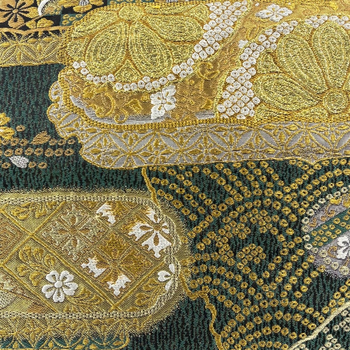 袋帯 美品 秀品 華文 桜 金銀糸 刺繍 緑 六通 正絹 【中古