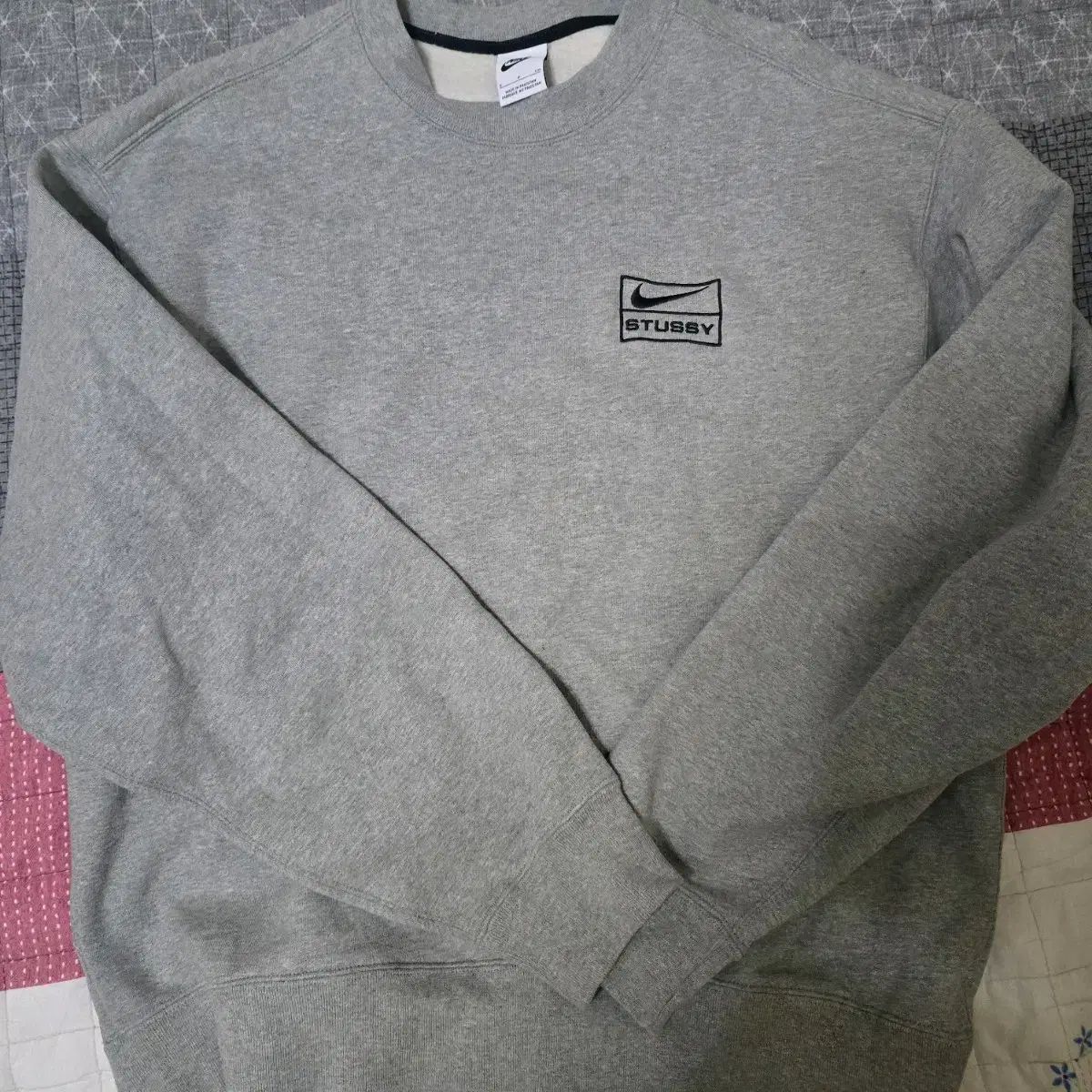 Nike(ナイキ） STUSSY(ステューシー) グレー パーカー S サイズ 出品