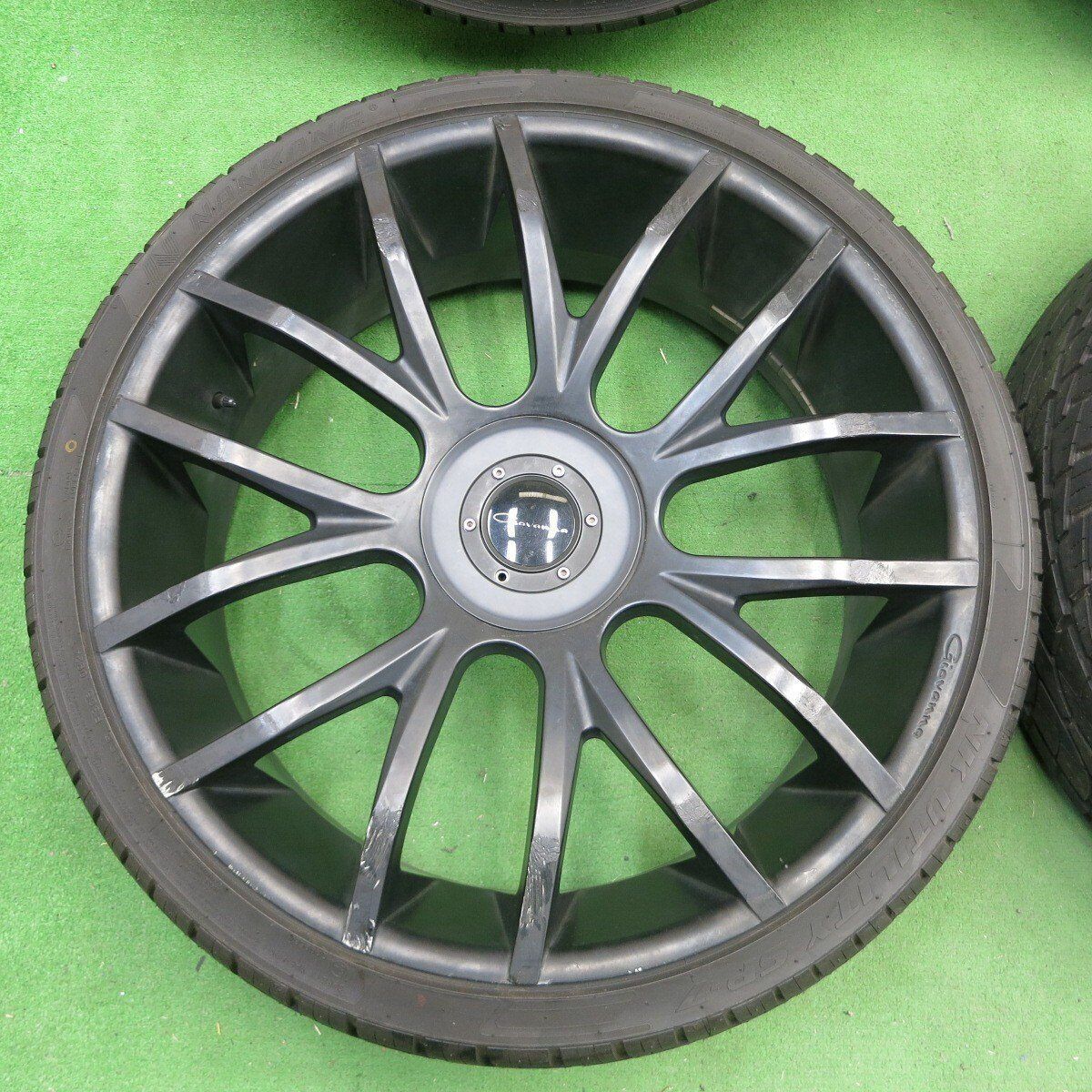 ジオバンナ　シエナ　26インチ　ホイール　タイヤ　Giovanna Siena　中古 クローム　10J　5穴　150　4本　ランクル　セコイア　タンドラ 新品ジオバンナ シエナ 26インチ ホイール タイヤ Giovanna Siena