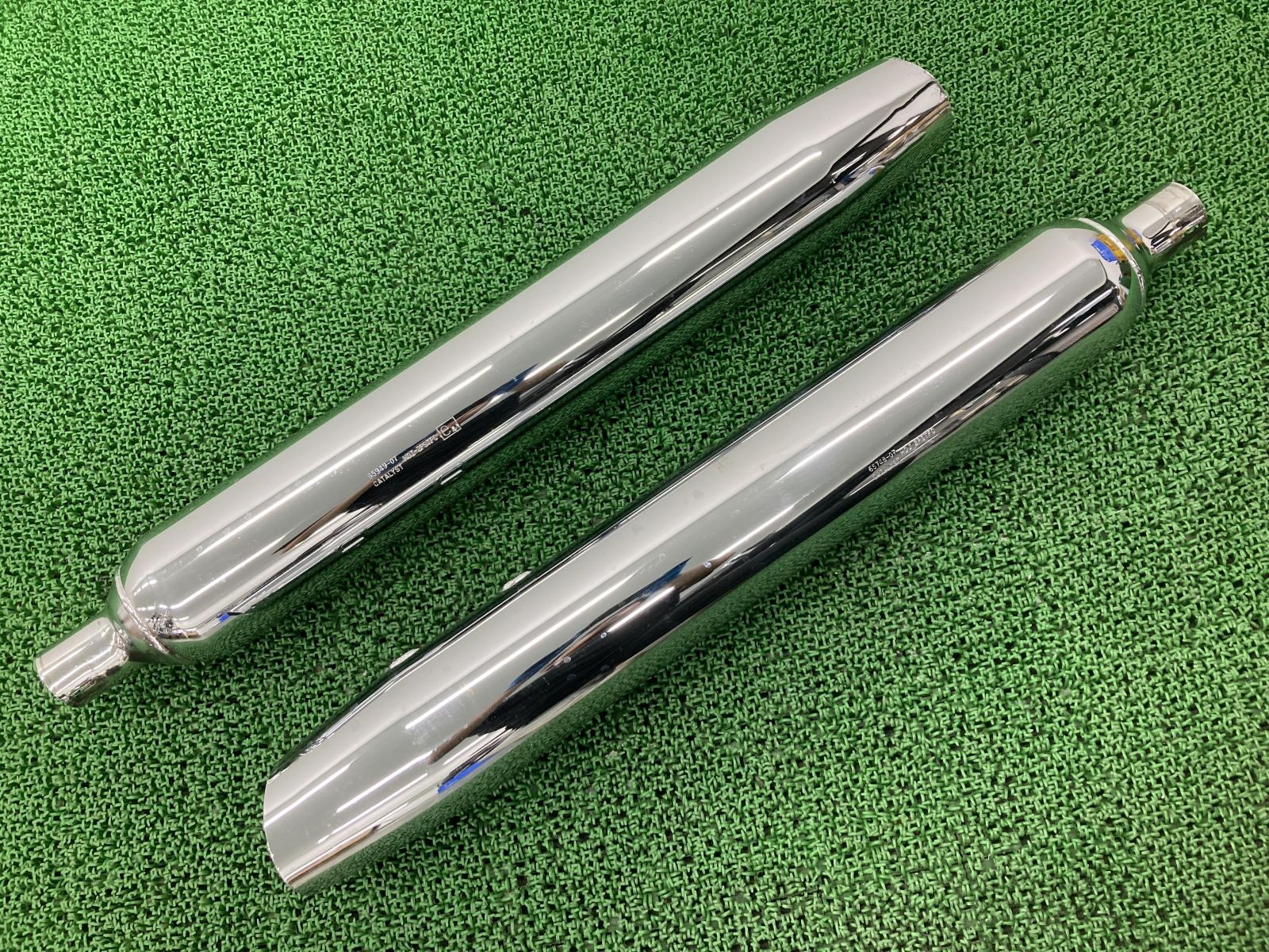 FLHRC1580 サイレンサーマフラー 左右 65748-07/65949-07 ハーレー