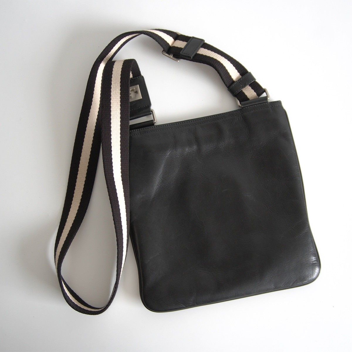 BALLY ショルダーバッグ ブラック トレインスポッティング バリー