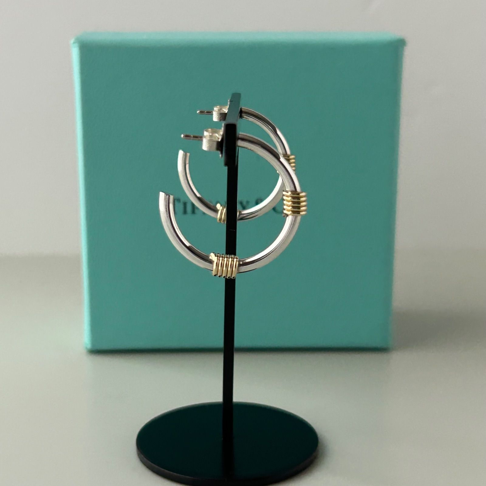 Tiffany & Co. バンドウィズ２ワイヤー コンビフープピアス Tiffany & Co. バンドウィズ2ワイヤー コンビフープピアス