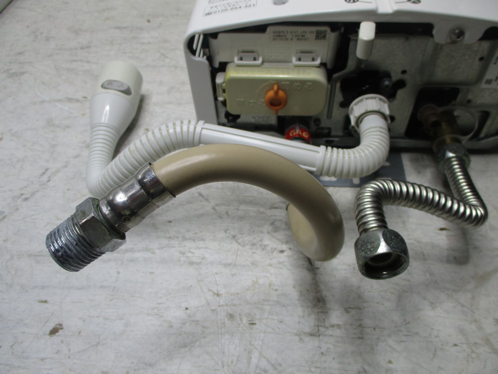Rinnai 給湯器 RUS-V51XT 都市ガス ガス瞬間 湯沸器　配管付き 給湯器 rus-v51xt」の人気商品一覧 | 安い商品を通販サイトから