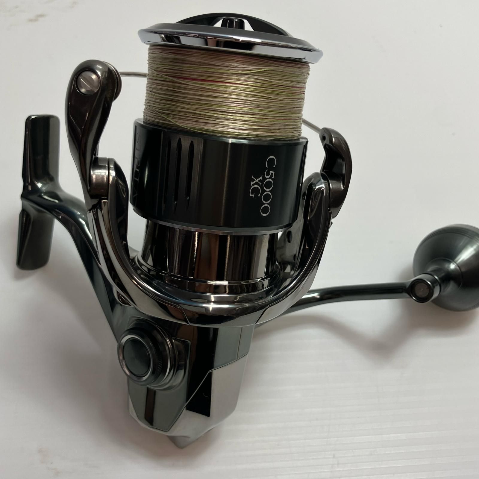 スピニングリール