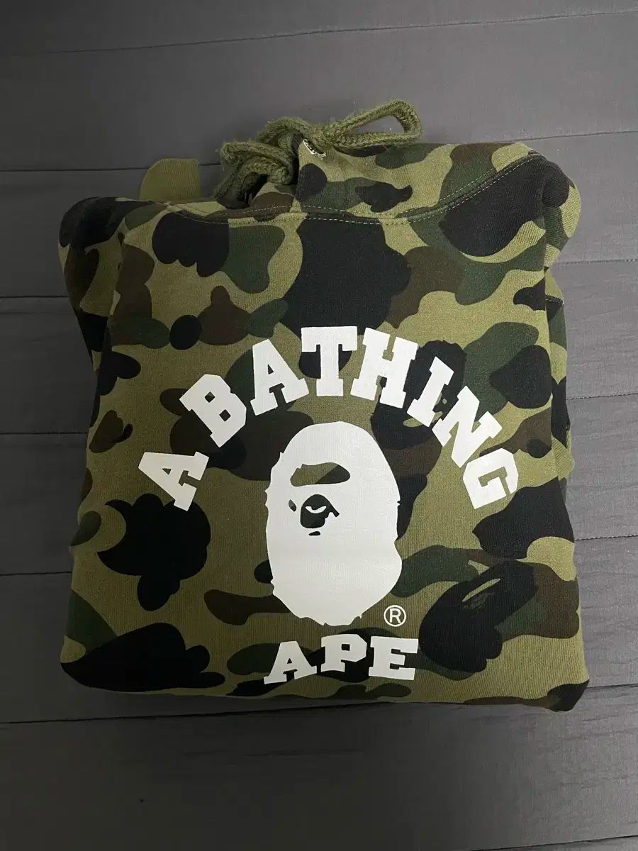 【税込】 A BATHING APE(アベイシングエイプ) 迷彩柄 フード付きTシャツ L スノーボード