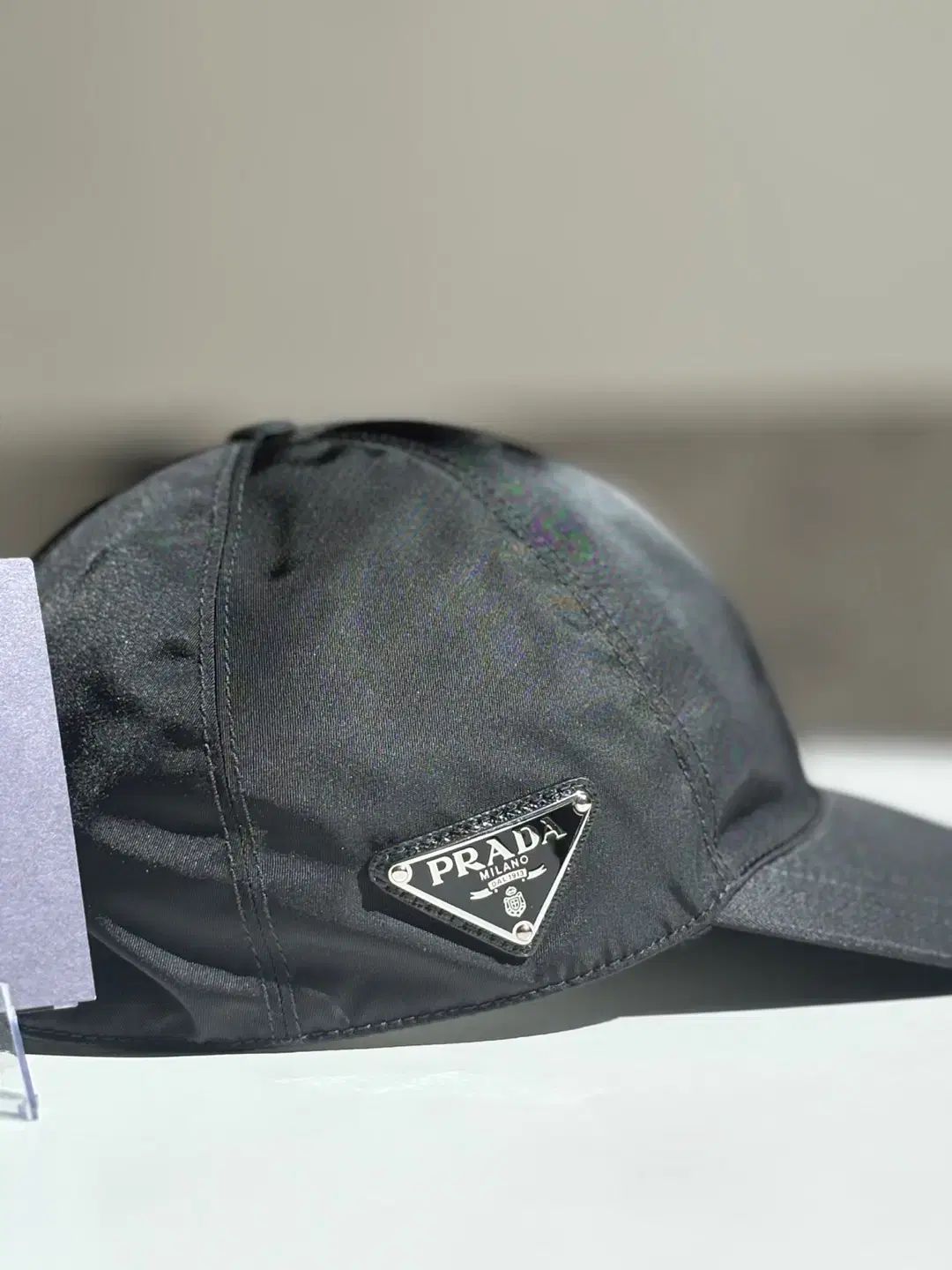 PRADA プラダ 黒 ベースボールキャップ 帽子 三角ロゴ ブラック Mサイズ