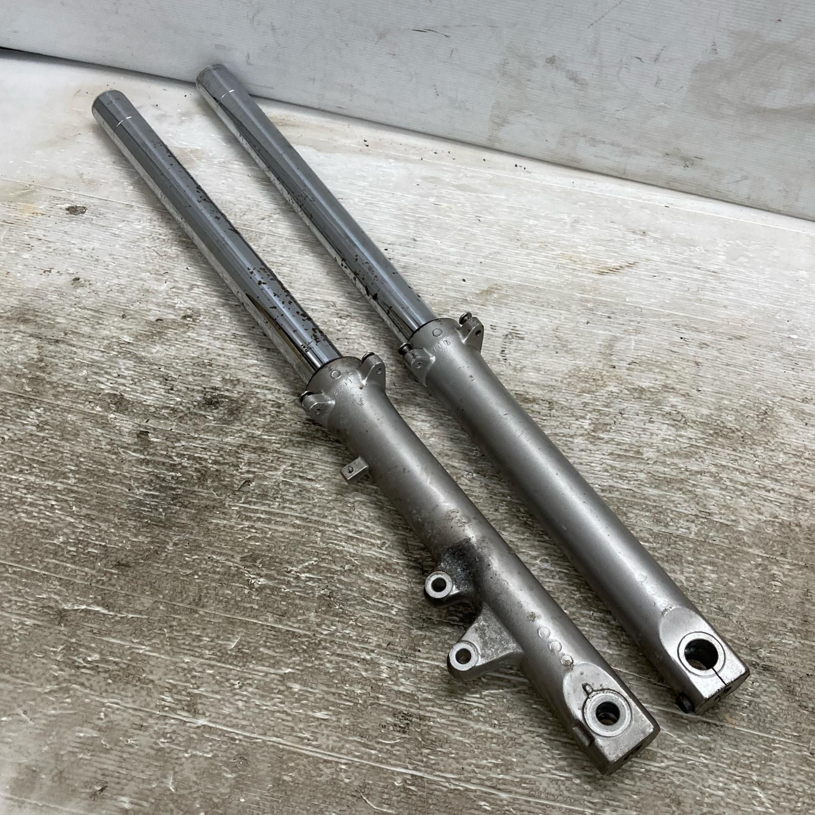 SUZUKI バンディット250 GJ74A フロントフォーク スズキ