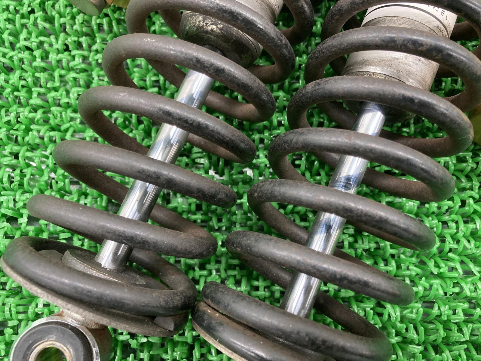 XJR400 リアサスペンション 左右 ヤマハ 純正 中古 バイク 部品