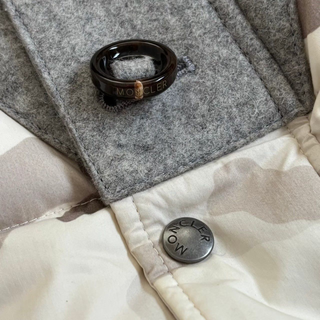MONCLER モンクレール ダウンジャケット ベージュ系 グレー バーモント