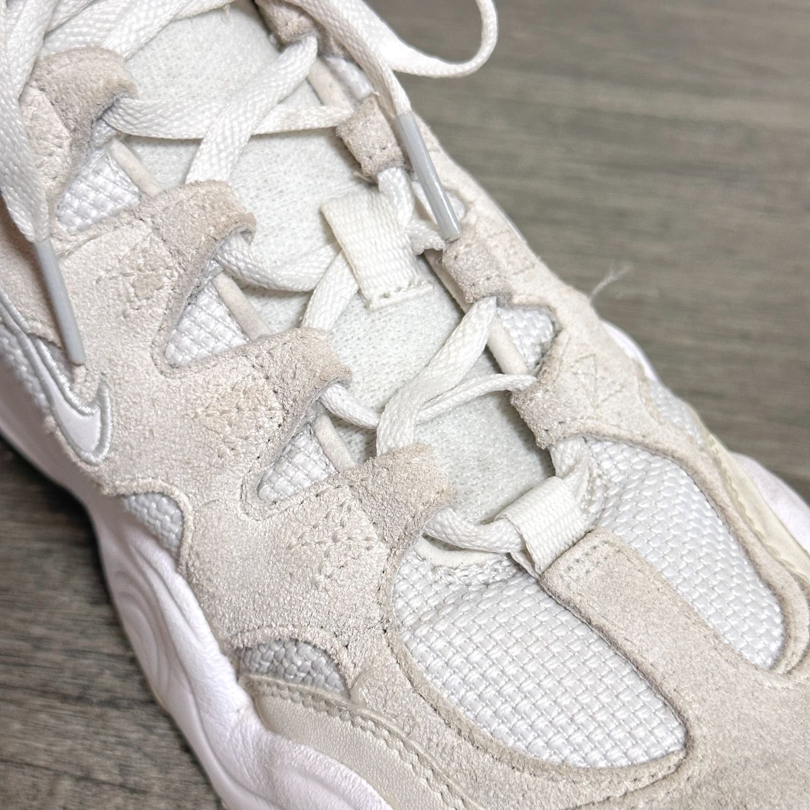 NIKE ウィメンズ テックヘラ DR9761-100 スエード×テキスタイル スニーカー 25cm 白 - メルカリ