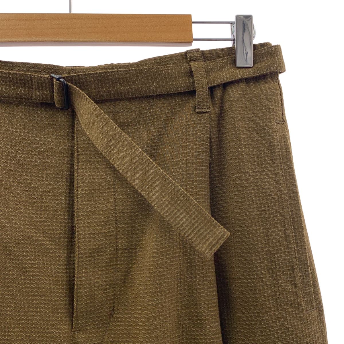 新品LEMAIRE ルメール ベルテッド テーパード パンツ LEMAIRE 新品LEMAIRE ルメール ベルテッド テーパード パンツ LEMAIRE