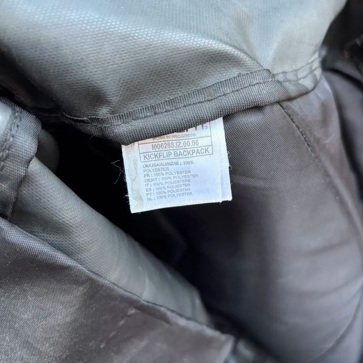 カーハート カモフラージュ