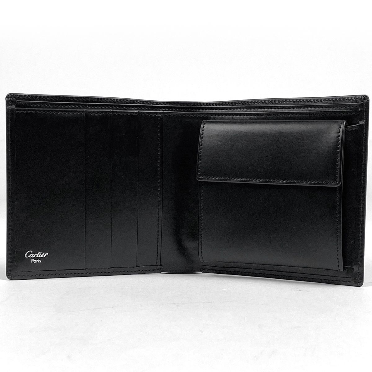 【美品 】マスト ドゥ カルティエ レザー 二つ折り財布 ブラックロゴ刻印 カルティエ CARTIER マストライン 二つ折り財布 マストドゥ 二
