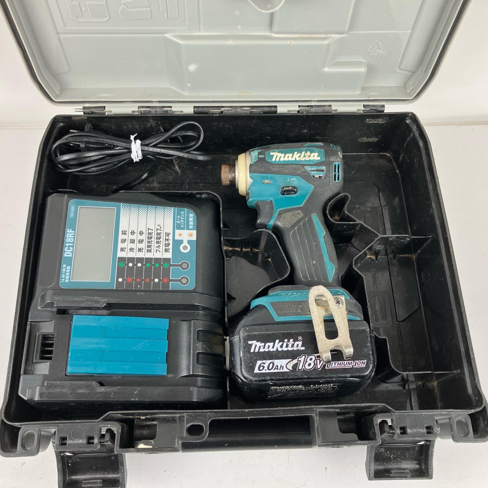 ЗЗMAKITA マキタ 18v 充電式インパクトドライバ 充電器 バッテリー×1 ケース付 TD172D ブルー