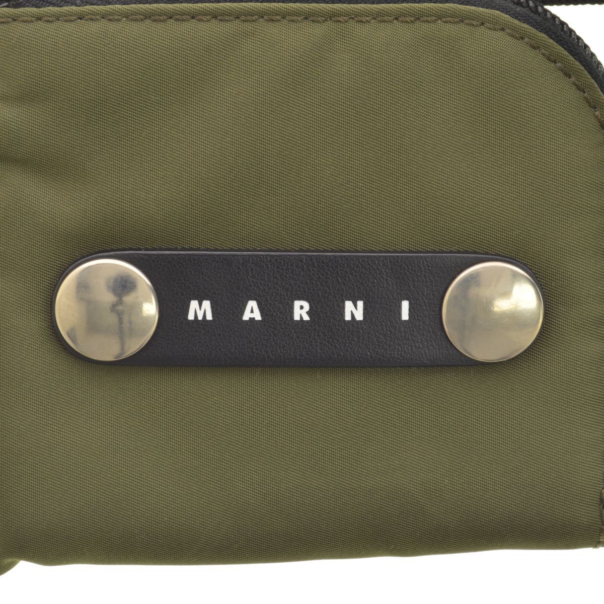 MARNI】PFMI0026U0 TN685 ナイロン ウォレット ネックストラップ財布